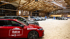 &bdquo;Metų automobilis 2025 m.&ldquo; konkurso dalyviai arklio jėgas skaičiavo &bdquo;Royal horse resort&ldquo;