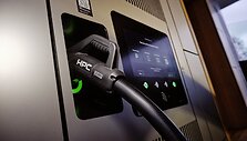Porsche elektromobilių įkrovimo centras Hamburge