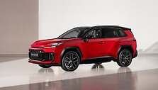 &Scaron;e&scaron;tos kartos Toyota RAV 4