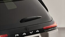 &Scaron;e&scaron;tos kartos Toyota RAV 4