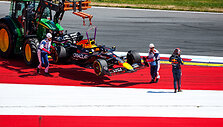 Avarija F1: Kimis Antonellis i&scaron;mu&scaron;ė i&scaron; trasos Maxą Verstappeną