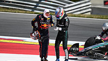 Avarija F1: Kimis Antonellis i&scaron;mu&scaron;ė i&scaron; trasos Maxą Verstappeną