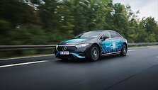 &bdquo;Mercedes-Benz&ldquo; elektromobilis su kietojo būvio baterija vienu įkrovimu nuvažiavo 1 205 kilometrus