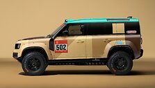Pristatytas Roko Baciu&scaron;kos Dakaro automobilis &ndash; &bdquo;Defender Dakar D7X-R&ldquo;