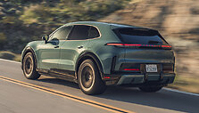 Elektrinis Porsche Cayenne (2026)