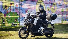 Vitoldas Milius ir jo kelionė motoroleriu 1006 km lenktynių metu