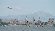 Rokas Milevičius ir &bdquo;Brunel&ldquo; komanda sėkmingai startavo regatoje aplink pasaulį &bdquo;Volvo Ocean Race&ldquo; 2014 m. spalio 11 d. 