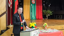 Lietuvių Fondo remiamą parodą pristatė organizacijosdabartinis atstovas Vakarų pakrantėje Laurynas R. Misevičius