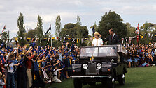 &bdquo;Land Rover Defender&ldquo; &ndash; karalienės Elžbietos II mėgiamas automobilis