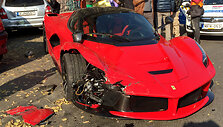 &bdquo;Ferrari LaFerrari&ldquo; avarija Budape&scaron;te (2015)