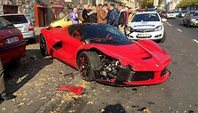 &bdquo;Ferrari LaFerrari&ldquo; avarija Budape&scaron;te (2015)