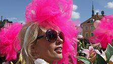 Blondinių paradas Rygoje