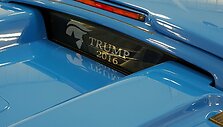 Donaldo Trumpo &bdquo;Lamborghini Diablo VT Roadster&ldquo;.