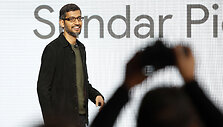 San Franciske pristatyti naujieji &bdquo;Google&ldquo; telefonai (įmonės vadovas Sundar Pichai)