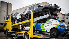 B.Vanago ir V.Žalos Dakaro automobiliai i&scaron;keliavo į Pietų Ameriką