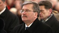 Vasario 16-osios i&scaron;kilmės: vėliavų pakėlimas ir mi&scaron;ios Arkikatedroje