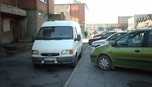 Fotopolicija: automobiliai ant &scaron;aligatvio