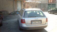 Fotopolicija: automobiliai ant &scaron;aligatvio