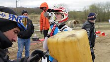 Motokroso, enduro ir keturračių meistrai &scaron;alia Vievio esančioje &bdquo;Crazy Ferma&ldquo; trasoje pradėjo varžybų sezoną.