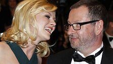 Larsas von Trieras su pagalbininke Kirsten Dunst Kanų kino festivalyje