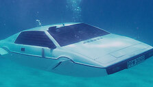 Baltas 1976 metų &bdquo;Lotus Esprit S1&ldquo;
