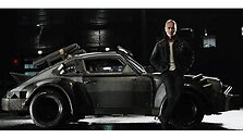 &bdquo;Porsche 911&ldquo; i&scaron; filmo &bdquo;Mirties lenktynės&ldquo;