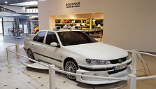 Filmo &bdquo;Taksi&ldquo; automobilis &bdquo;Peugeot 406&ldquo;