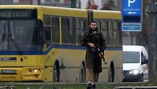 Sarajeve islamistas ap&scaron;audė JAV ambasadą ir buvo nukautas