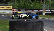 &bdquo;VW Golf GTI TCR&ldquo;  ir &bdquo;Nissan&ldquo; avarija &ndash; Moke Motorov nuotraukose