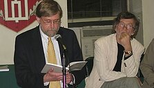 Poetai Jonas Zdanys (kairėje) ir Antanas A.Jonynas