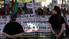 Protestuotojai prie Kipro parlamento