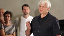 Jonas Jura&scaron;as spektaklio &bdquo;Balta drobulė&ldquo; pristatyme