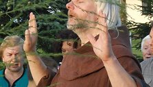 Minėjime dalyvavo ir maldai vadovavo Pakutuvėnų klebonas pranci&scaron;konas Gediminas Numgaudis