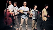 Vaikinų grupė &bdquo;Domo emigrantes&ldquo; i&scaron; Italijos