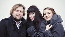 Muzikinio projekto &bdquo;Baroque Contempo&ldquo; kūrėjai Karolina Glinskaitė, Silvija Pankūnaitė ir Vytis Smolskas. 
