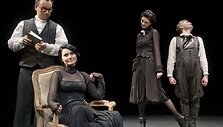 Spektaklis &bdquo;Dar viena meilės staigmena&ldquo;