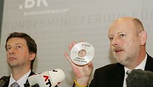 Suduotas smūgis vaikų pornografijai
