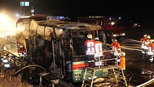 20 žmonių žuvo Vokietijos greitkelyje, netoli Hanoverio, sudegus autobusui.
