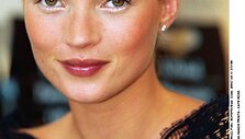 Kate Moss pasisako už natūralų moters grožį.