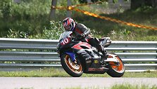 &Scaron;į savaitgalį Kaune vyko tarptautinės motociklų žiedo lenktynės &bdquo;Dolce moto&ldquo; taurei laimėti.
