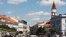 Parodoje &ndash; spalvotosios fotografijos pradininko kūryba.