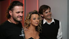 Daura Zenkevičiūtė (viduryje), Nerijus Ju&scaron;ka (de&scaron;inėje)