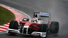 &bdquo;Toyota&ldquo; visi&scaron;kai traukiasi i&scaron; &bdquo;Formulės-1&ldquo;