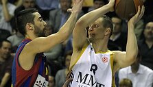 Madrido komanda tik po atkaklios kovos nusileido &bdquo;Barcelona&ldquo; krep&scaron;ininkams