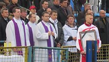 Vietoje regbio rungtynių stadione buvo aukojamos &scaron;v. Mi&scaron;ios