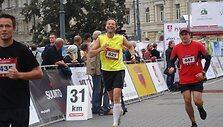 M.Varnas bėga 2009 m. Vilniaus maratone