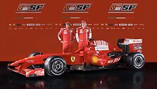 Naujasis &bdquo;Ferrari&ldquo; su pilotais Felipe Massa ir Kimi Raikkonenu