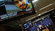 I&scaron; Pakistano kilęs JAV pilietis prisipažino mėginęs susprogdinti savadarbį sprogstamąjį užtaisą judrioje Niujorko Taimso aik&scaron;tėje.