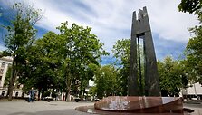 Paminklas Lietuvos himno autoriui V.Kudirkai Vilniaus Kudirkos aik&scaron;tėje. 