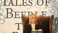 Naujoji J.K.Rowling knyga jau graibstoma kino prodiuserių. 